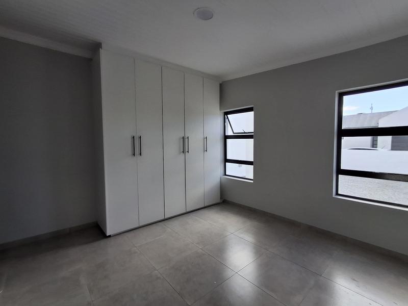 3 Bedroom Property for Sale in Britannia Bay Western Cape